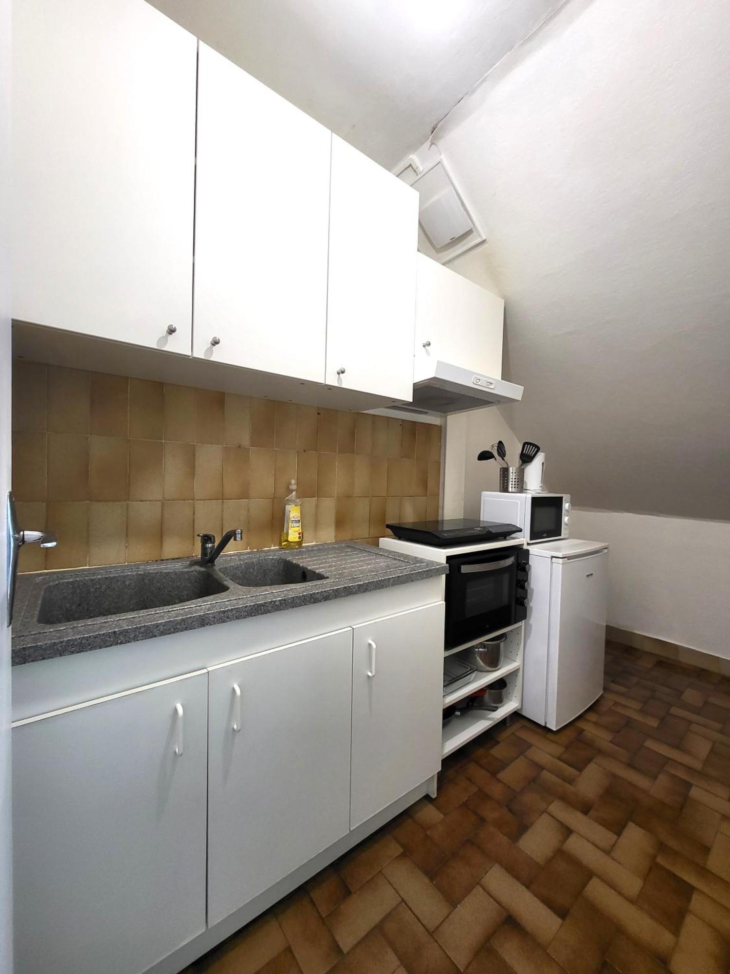 St-Quentin-En-Yvelines Plusieurs Appartements Avec Parking ทรัปส์ ภายนอก รูปภาพ