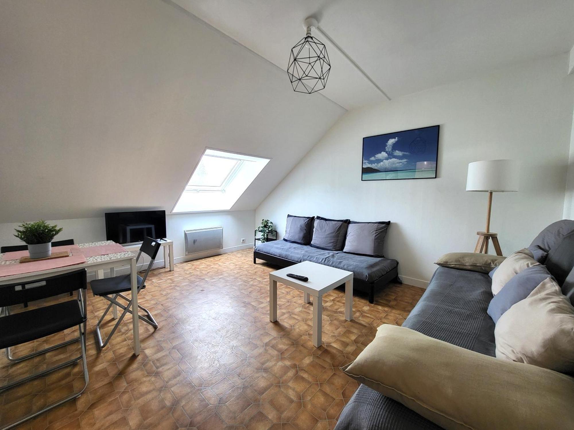 St-Quentin-En-Yvelines Plusieurs Appartements Avec Parking ทรัปส์ ภายนอก รูปภาพ