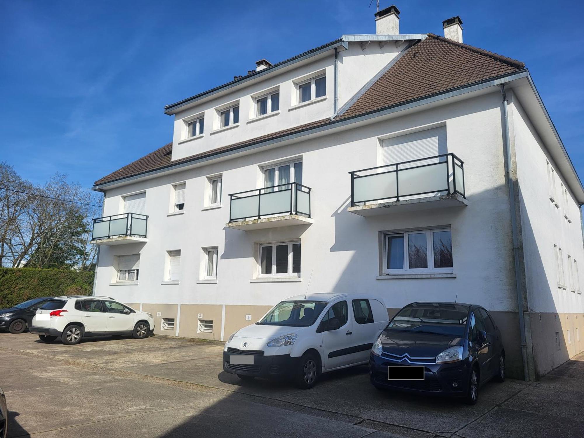 St-Quentin-En-Yvelines Plusieurs Appartements Avec Parking ทรัปส์ ภายนอก รูปภาพ