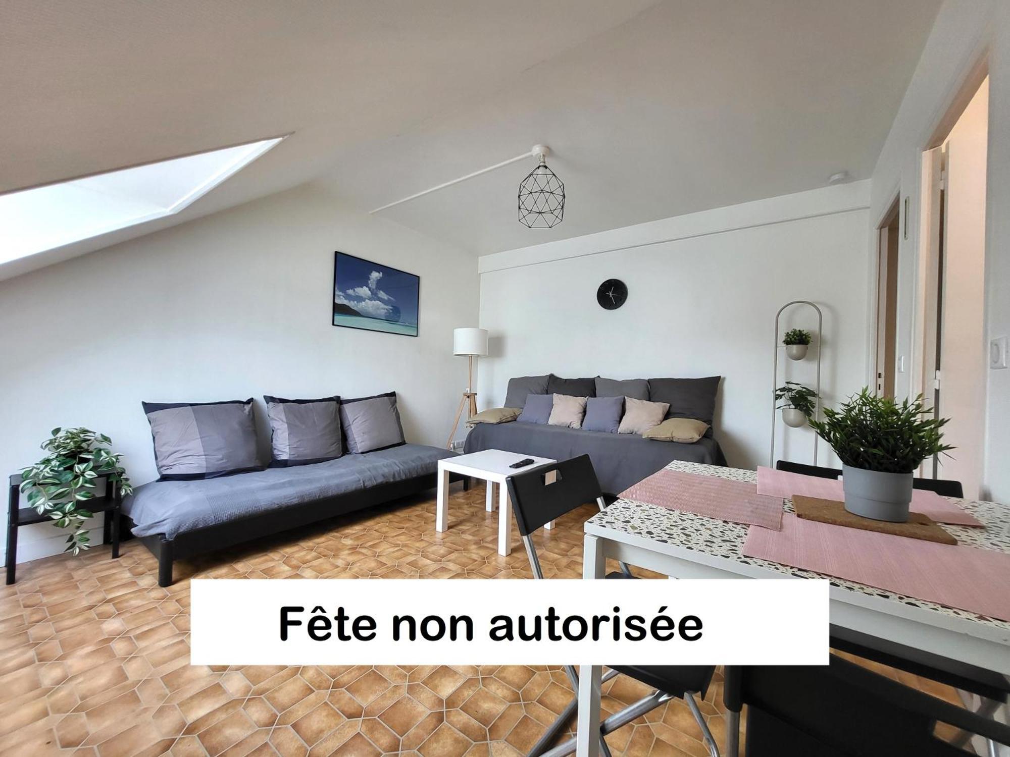 St-Quentin-En-Yvelines Plusieurs Appartements Avec Parking ทรัปส์ ห้อง รูปภาพ