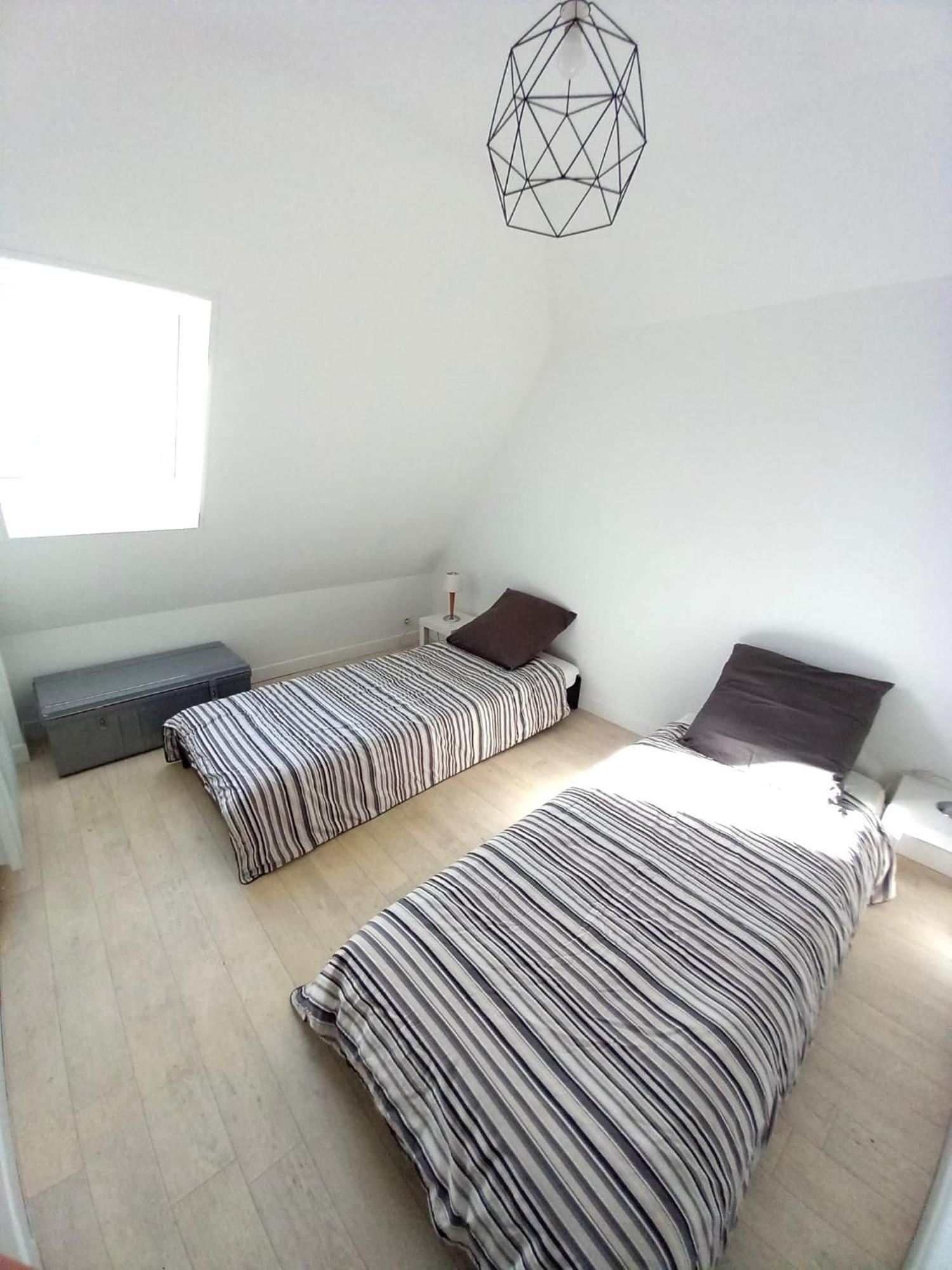 St-Quentin-En-Yvelines Plusieurs Appartements Avec Parking ทรัปส์ ห้อง รูปภาพ