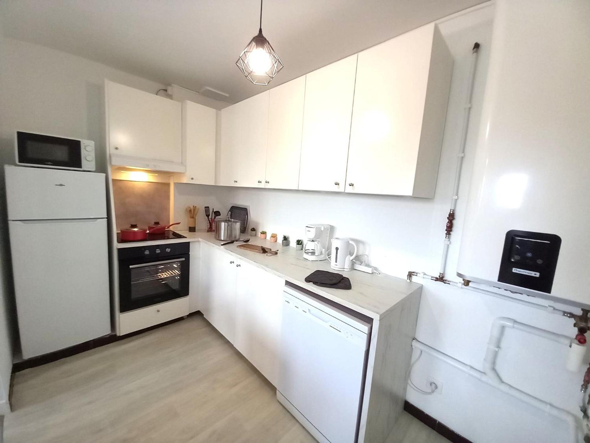 St-Quentin-En-Yvelines Plusieurs Appartements Avec Parking ทรัปส์ ห้อง รูปภาพ