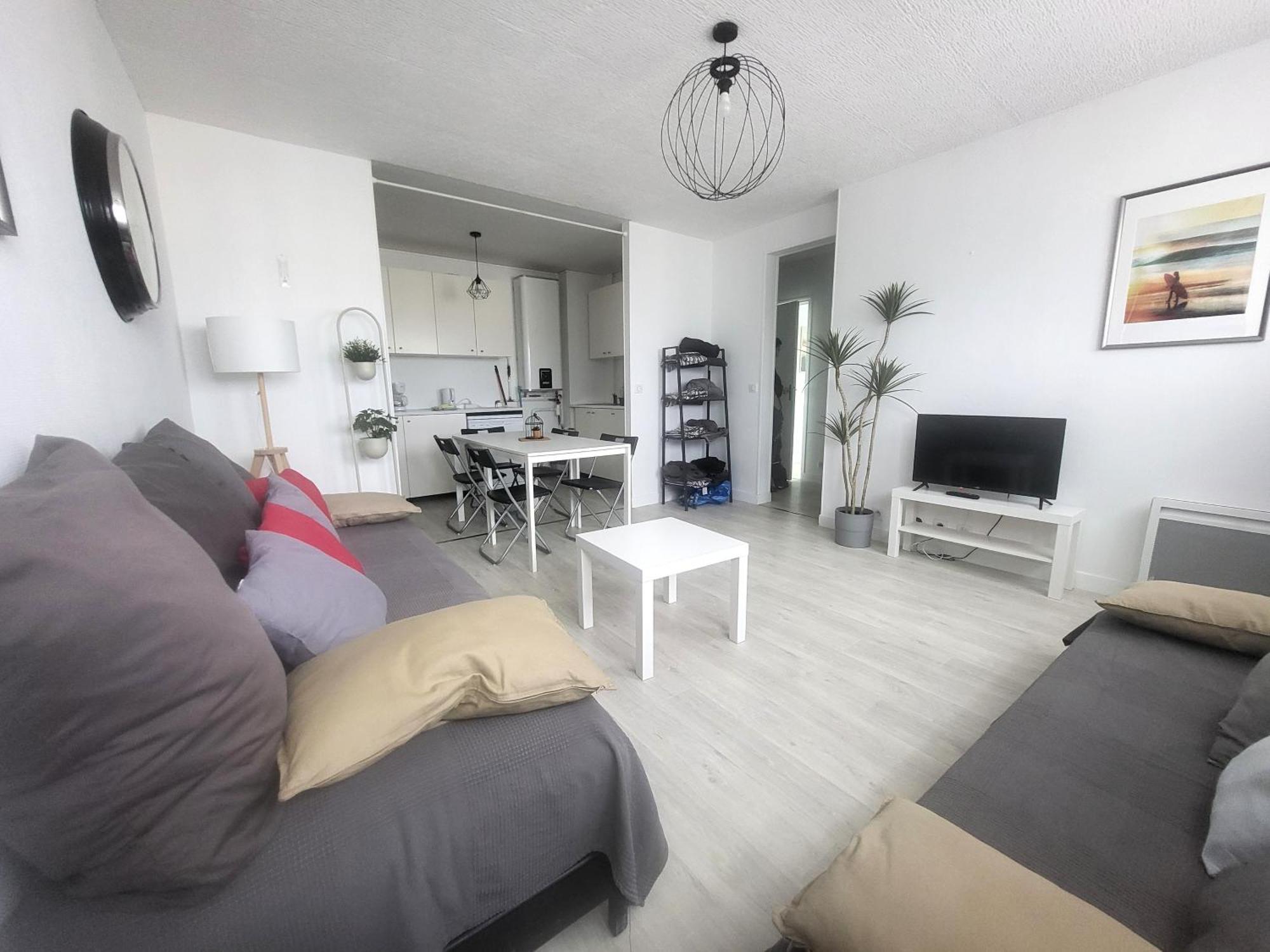 St-Quentin-En-Yvelines Plusieurs Appartements Avec Parking ทรัปส์ ห้อง รูปภาพ